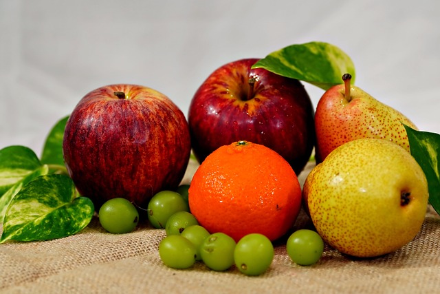 fruits-8145135_640